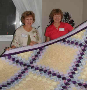 QuiltFini.jpg (216753 bytes)